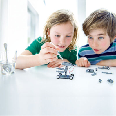 Zout water robot voor kinderen