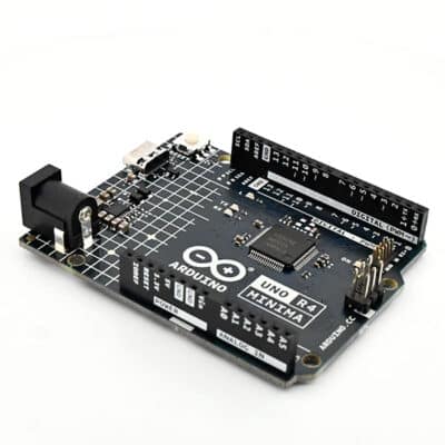 Afbeelding van de bovenkant van een Arduino Uno Rev 4