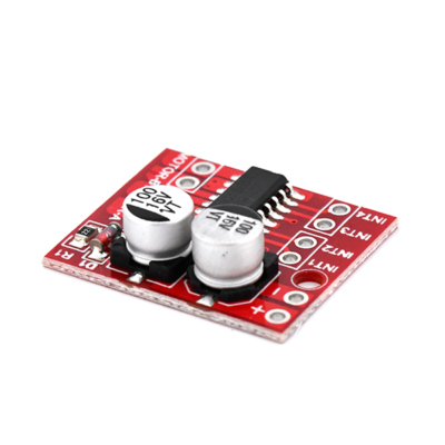 Achterkant van een MX1508 DC Motor Driver