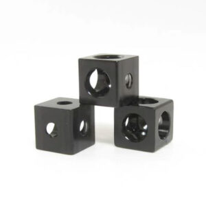 Blocs d'angle MakerBeam noirs - 12 pièces