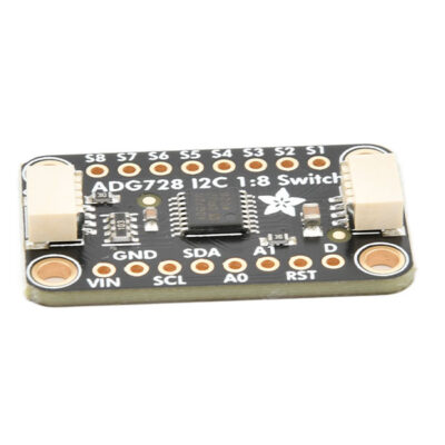 Zijkant Adafruit ADG728 - 8 kanaals matrix switch - STEMMA QT